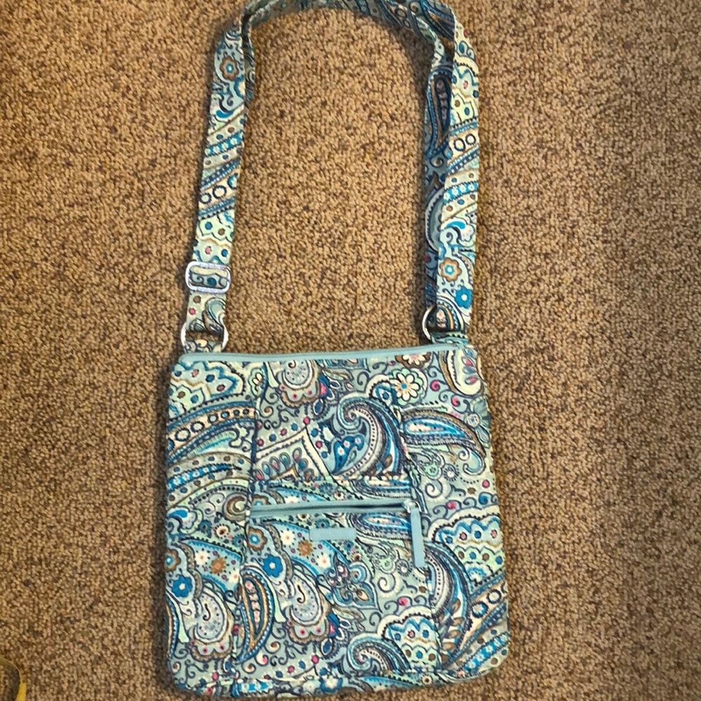 Vera Bradley Crossbody Blue Paisley Purse